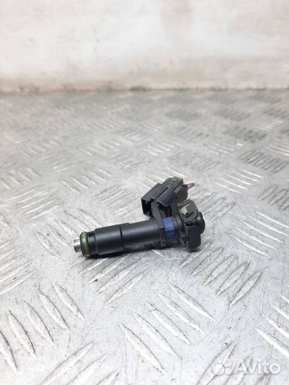 Форсунка Peugeot 307 кабриолет 2.0 RFJ 2006