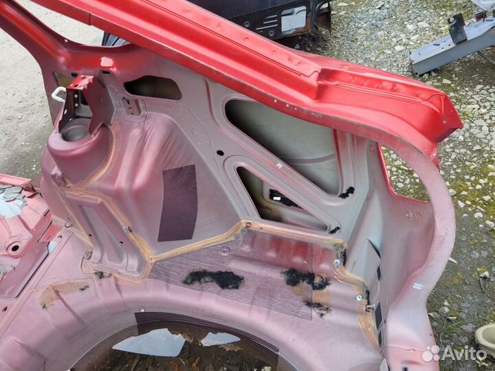 Крыло заднее правое на Лада Гранта 2019
