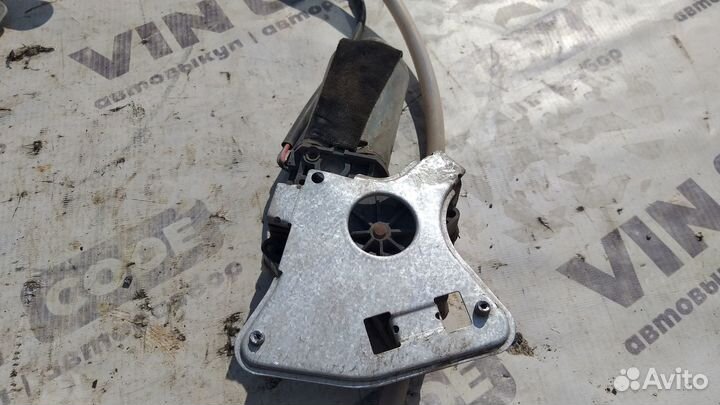 Стеклоподъемник задний правый Opel Frontera A