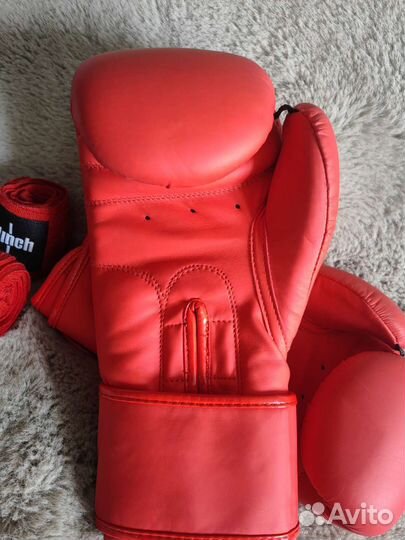 Перчатки боксерские Clinch Mist красные