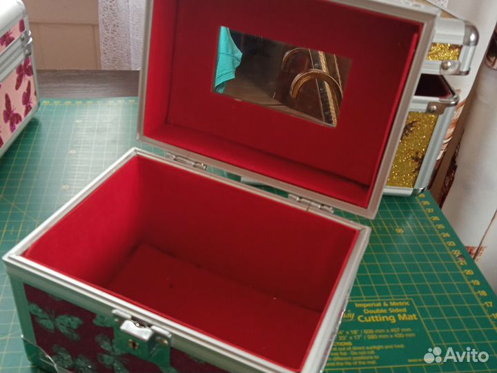 Сундуки для хранения украшений