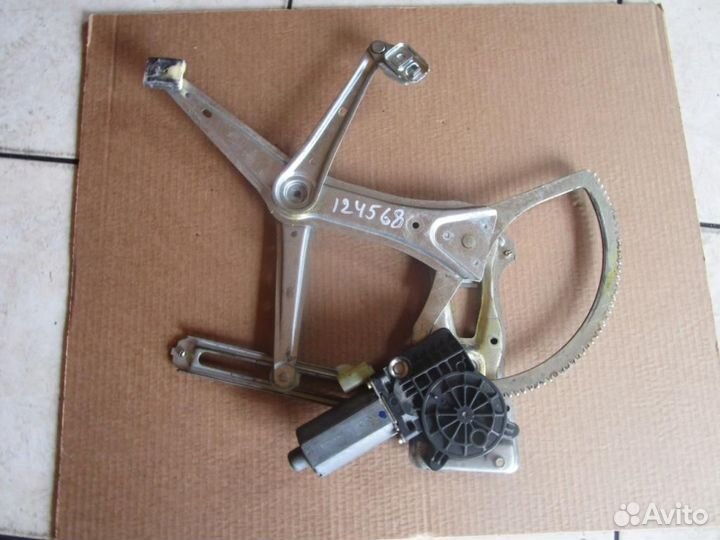 Стеклоподъемник передний правый w163 ML-class 6