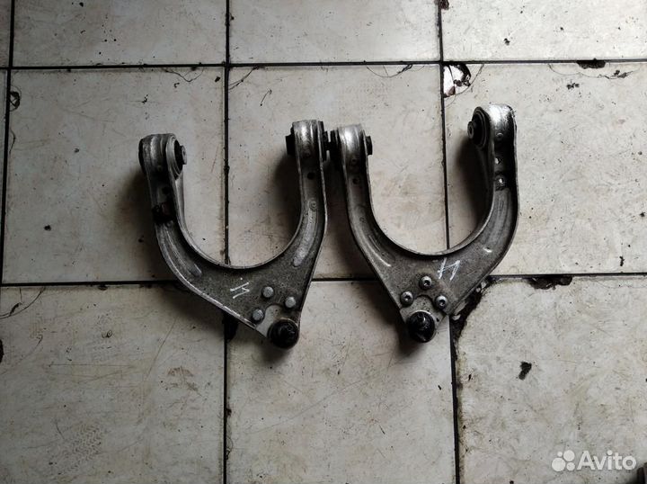 Рычаг передний верхний w211 E-class 271.941 2004