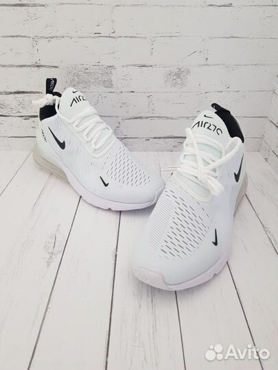 Кроссовки Nike N270