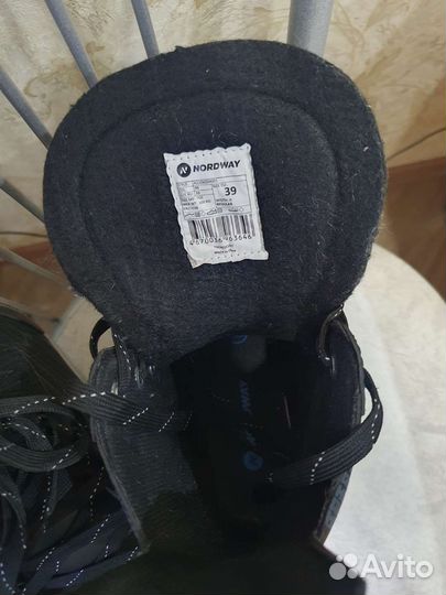 Коньки хоккейные 39 размер