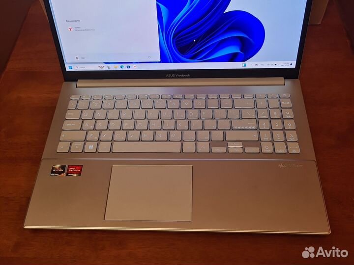 Ноутбук asus Vivobook Go 15 E1504F oled