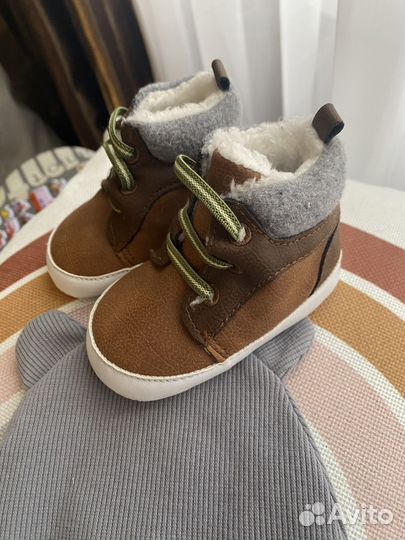 Шапочка Zara 3-6 мес /пинетки