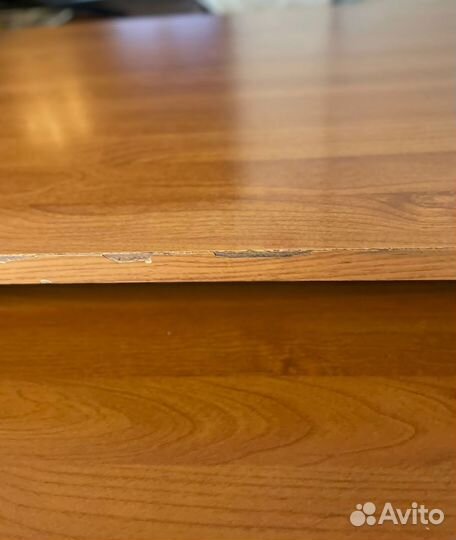 Компьютерный стол угловой с полками