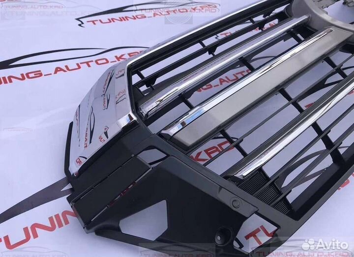 Решетка радиатора Toyota Land Cruiser 200