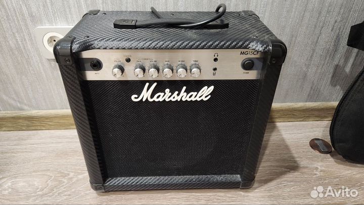 Электрогитара Fender Square с комбиком Marshall