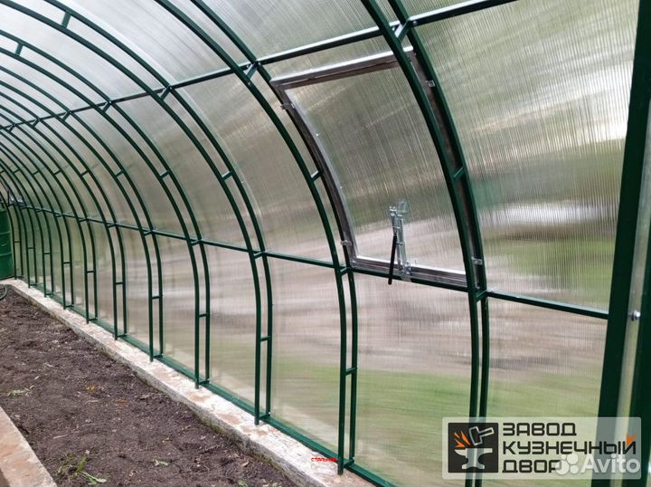 Теплица из поликарбоната с двойной дугой