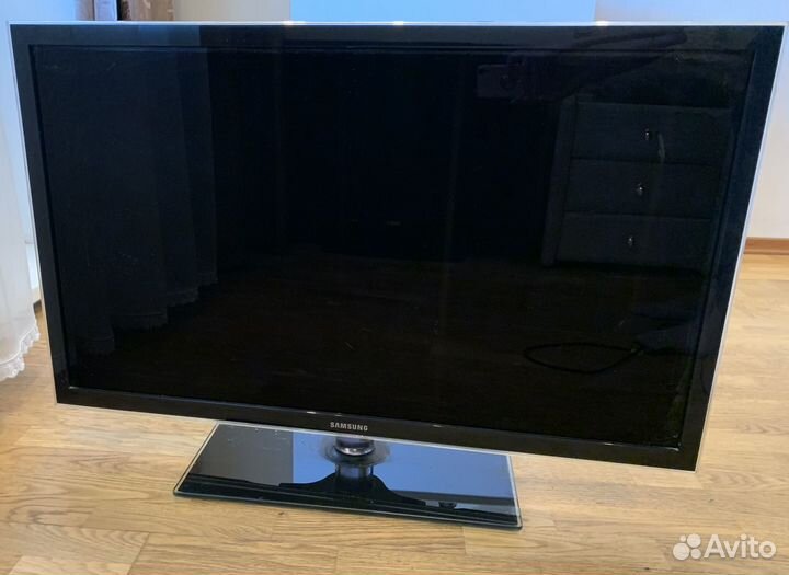 Телевизор samsung