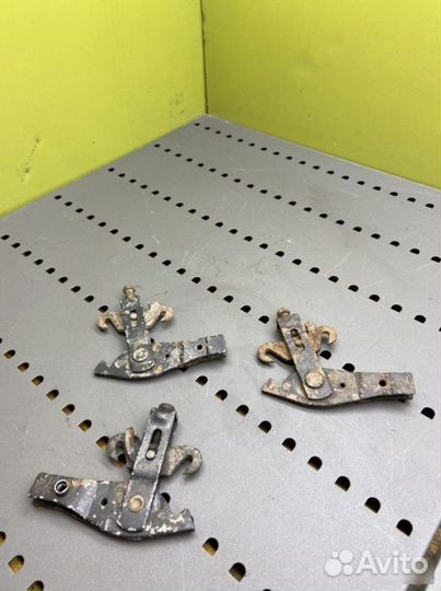 Механизм ручника Mercedes E-Class W124