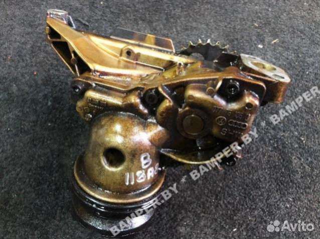 Насос масляный Audi A8 2004 077115105J