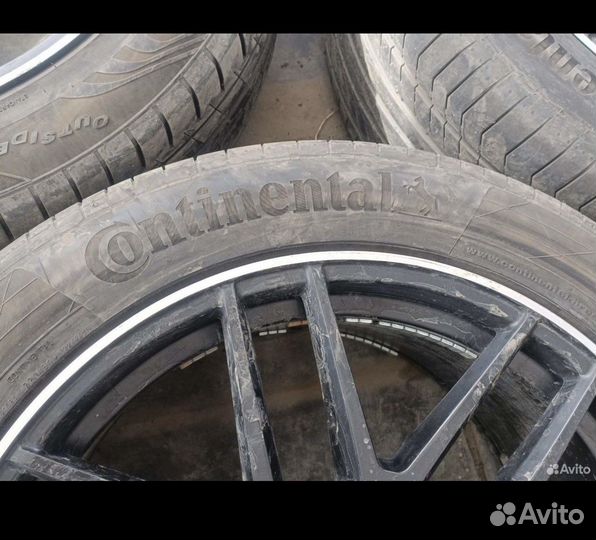 Continental ComfortContact - 5 325/40 R21