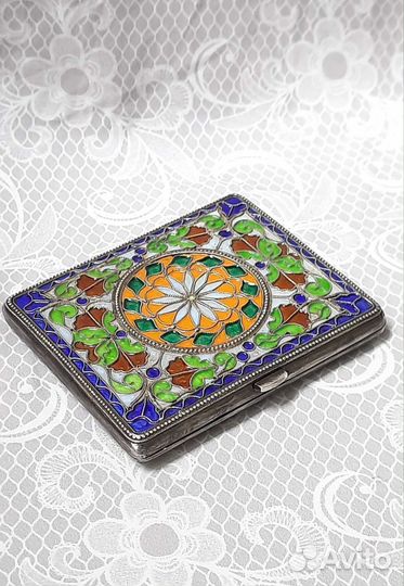 Миниатюрный портсигар. Серебро. Эмаль