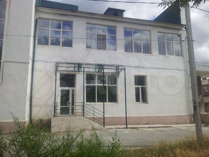 Нежилое здание, этаж 1-3