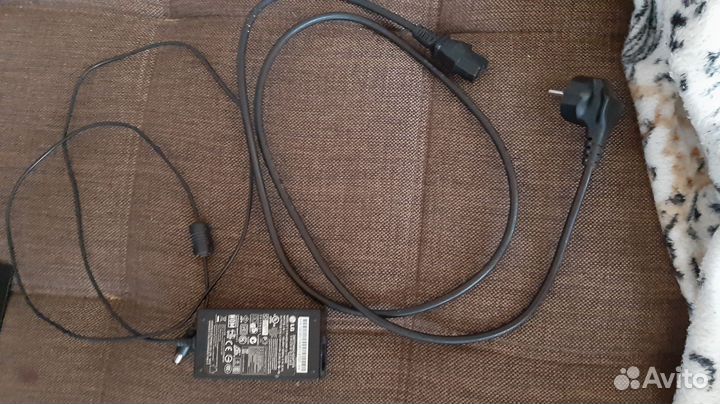 Монитор LG 20