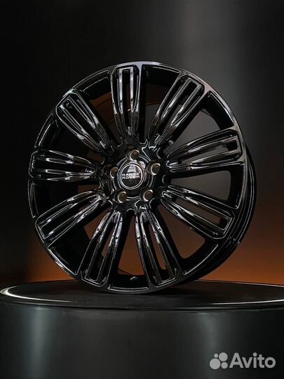 Новые литые диски для Range Rover Sport R21