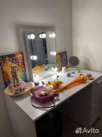 Зеркало с подсветкой