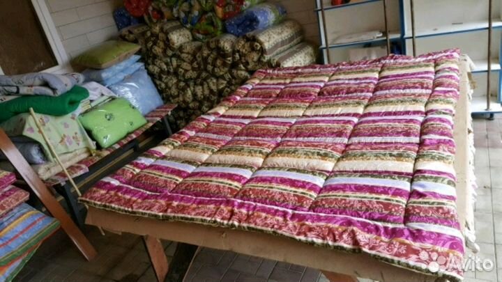 Одеяло матрацы подушки