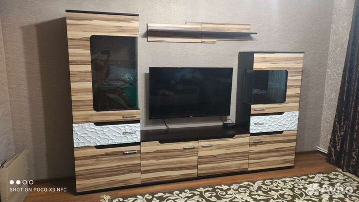 Стенка в гостиную бу