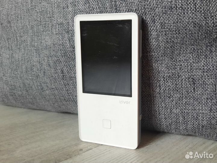 Mp3 плеер Iriver E150 8gb белый
