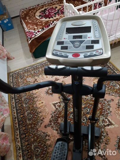 Эллиптический тренажер