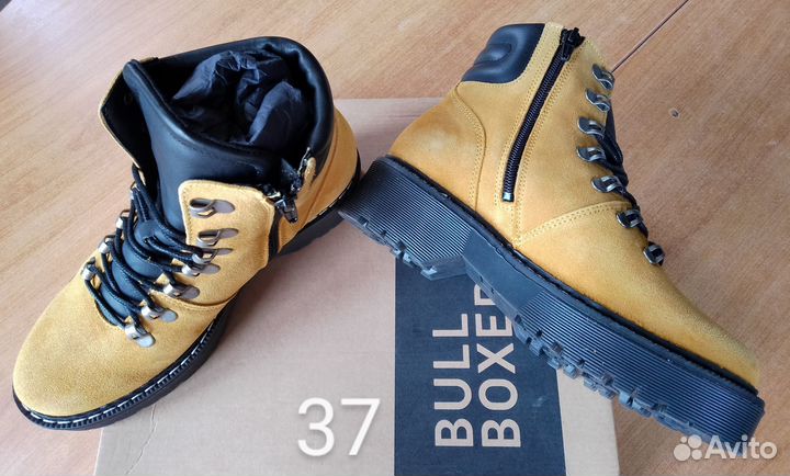 Новые ботиночки Bullboxer, Mustang, др оригинал 37