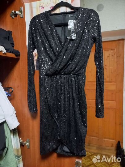 Вечернее платье