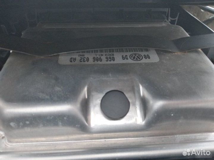 Эбу Volkswagen Passat B5 2.3 AZX 2001