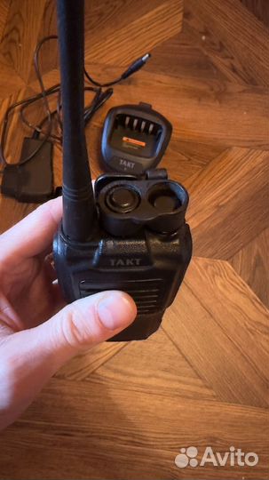 Радиостанция носимая Такт 301