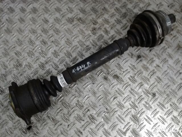 Полуось передняя правая (приводной вал, шрус), Aud