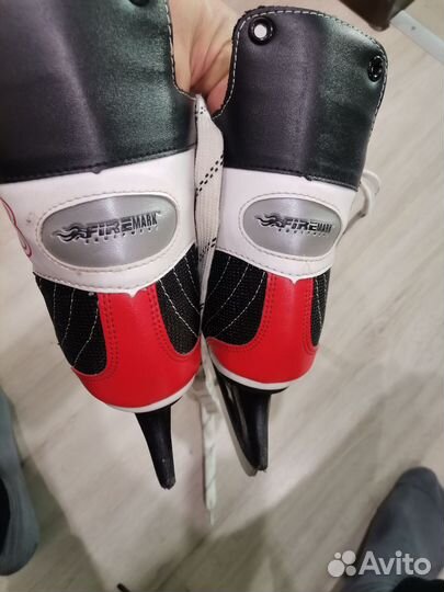 Коньки хоккейные детские 35 размер