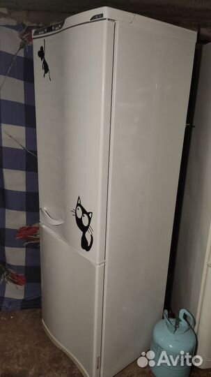 Холодильник атлант бу