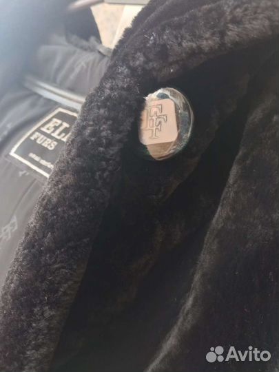 Шуба мутоновая с капюшоном