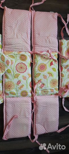 Бортики в детскую кроватку с одеялом