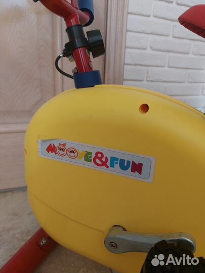 Велотренажёр детский moove and fun