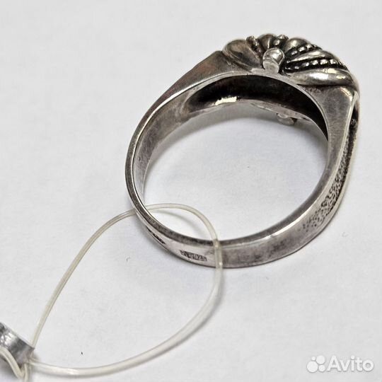 Серебряное кольцо