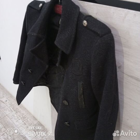 Пальто мужское 7-9 лет