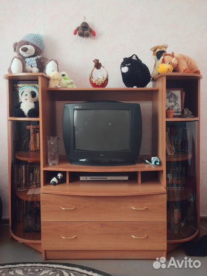 Стенка под телевизор