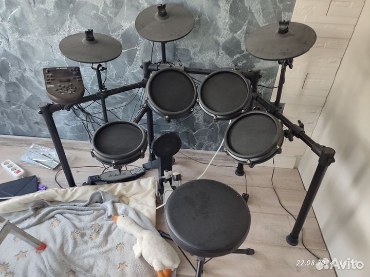 Электронные ударные alesis nitro mesh KIT