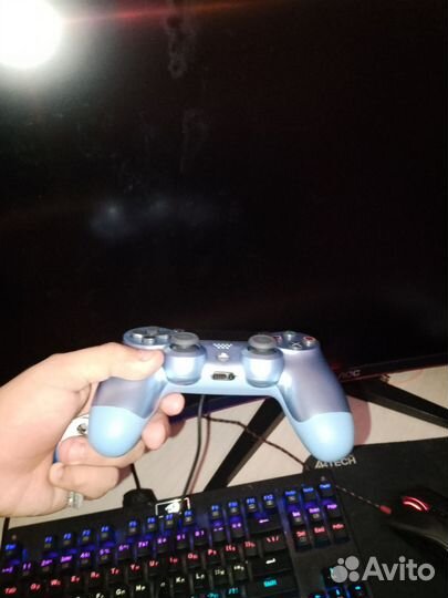 Геймпад dualshock 4