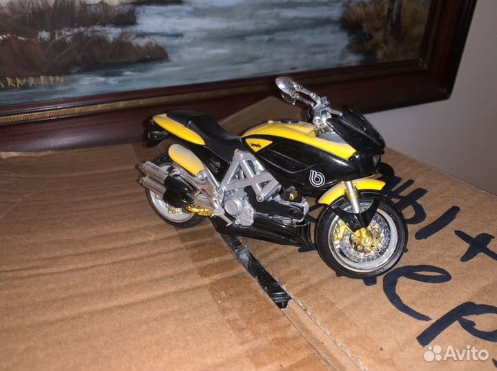Модели машин Burago 1:24