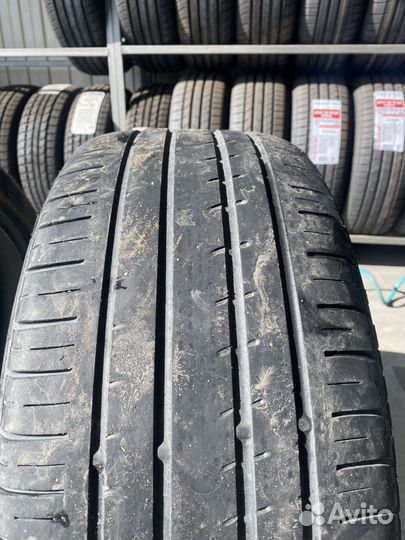 Pirelli P Zero Rosso 235/45 R19