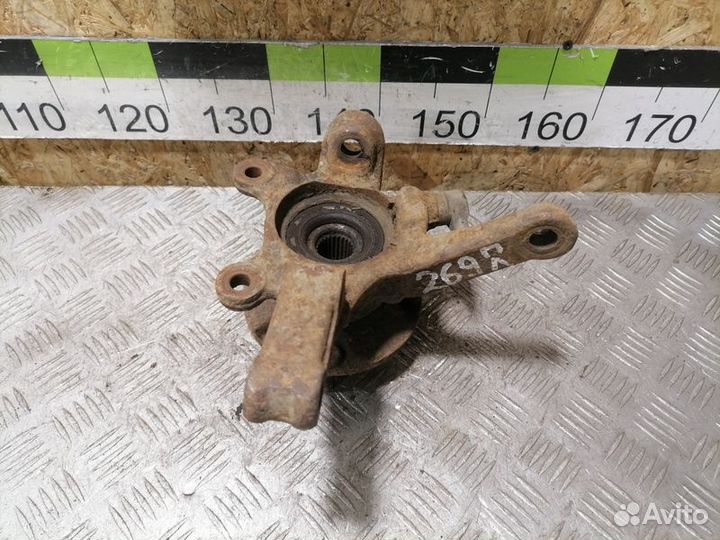 Кулак поворотный передний левый Nissan Almera N16