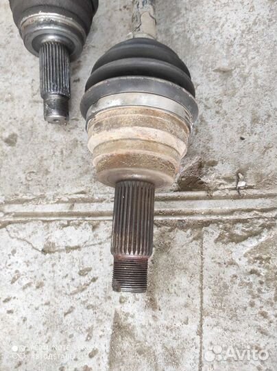 Привод передний правый BMW X5 E70 N52B30