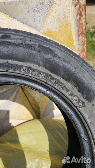 Kumho Solus SA01 Plus 205/65 R16