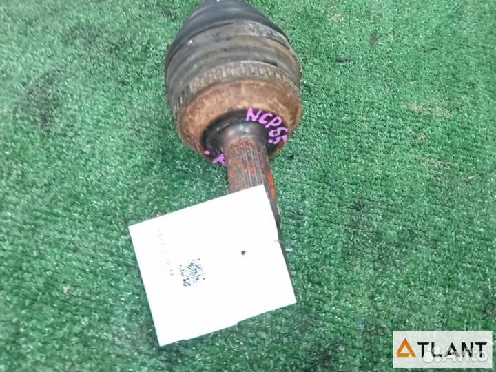 Привод передний правый toyota IST