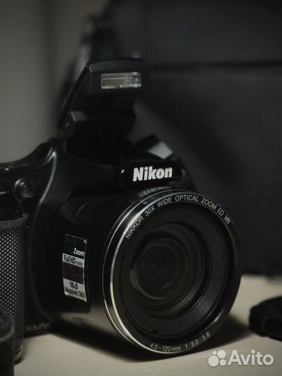 Зеркальный фотоаппарат nikon L820